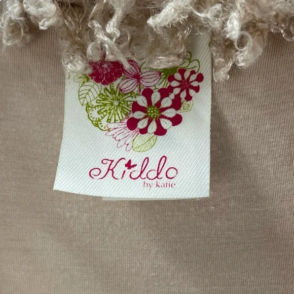 Kiddo By Katie Faux Fur Shag Vest - Picture 4 of 7